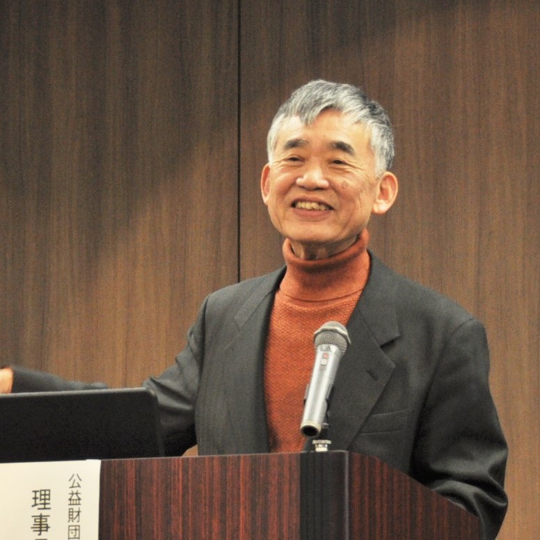 山岡義典氏