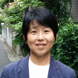 登壇者栗林知絵子さんの写真