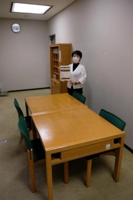 宮崎県立図書館「対面朗読サービス」開始、読書困難な人に本の楽しみを