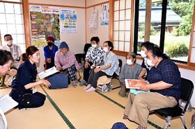 １人での避難難しい「要支援者」の逃げ遅れ防ごう　支える人を決め、生坂村で防災訓練