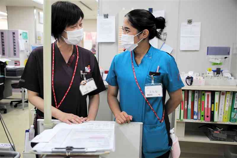 外国人材、「看護補助」で活躍　熊本の医療機関、技能実習生に注目　食事や排せつ、入浴の世話･･･現場の負担軽減へ