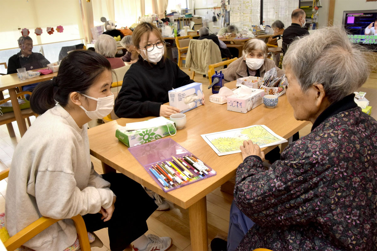 「普段の生活まで視野を広く」　高知大医学部看護学生がへき地医療学ぶ　山間の看護多機能施設で実習　 高知県安田町