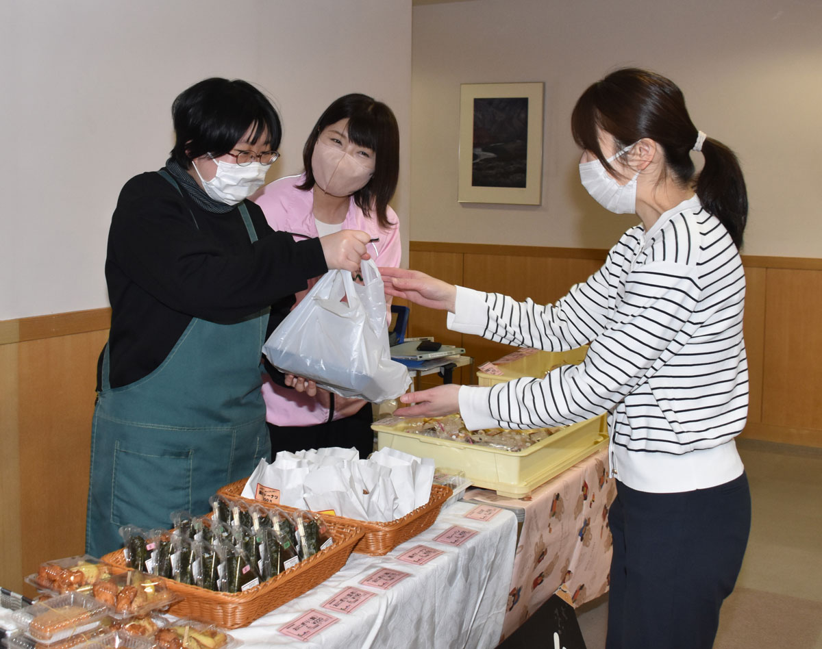 内丸ＭＣで軽食販売　福祉事業所、岩手医大と連携